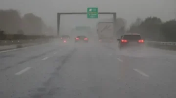 تحذير لـ 5 محافظات.. الأرصاد تعلن موعد وصول الرياح المثيرة للأتربة غدًا